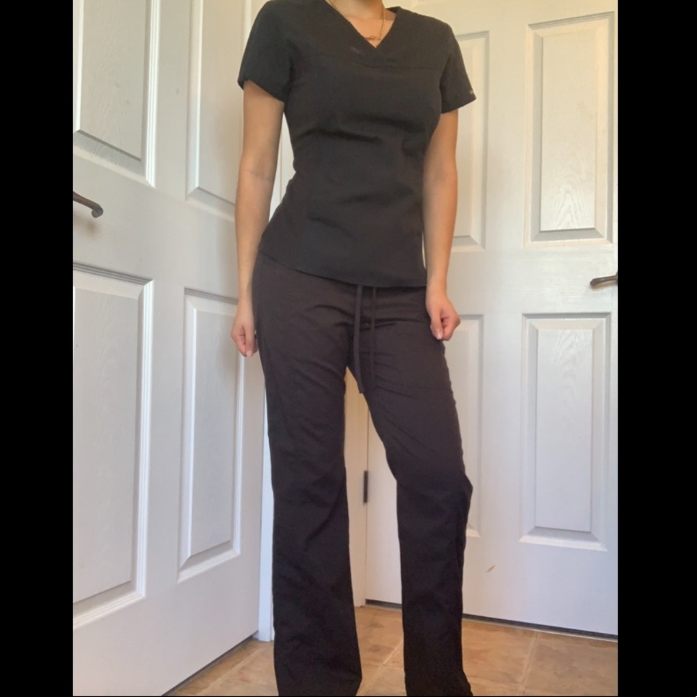 Black Flexible Scrubs